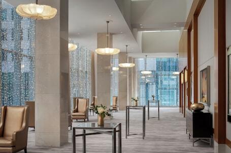 The Ritz-Carlton, Toronto - Luxury hotel with spa, near Rogers Centre  The Ritz-Carlton, Toronto – Luxury hotel in Toronto, Canada