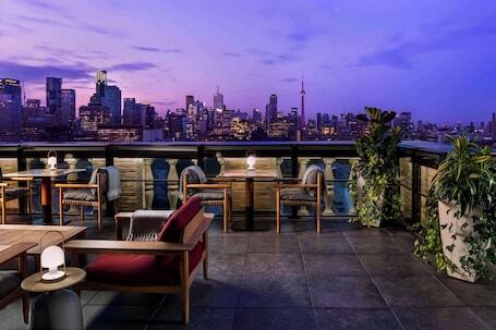 Park Hyatt Toronto - Luxury hotel with spa, near Royal Ontario Museum  Park Hyatt Toronto – Luxury hotel in Toronto, Canada
