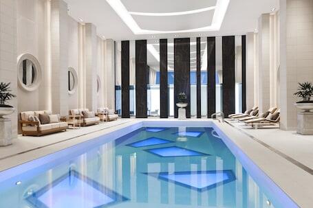 Rosewood Hotel Georgia - Art Deco hotel with spa, near Vancouver Art Gallery  Rosewood Hotel Georgia – Luxury hotel in Vancouver, Canada