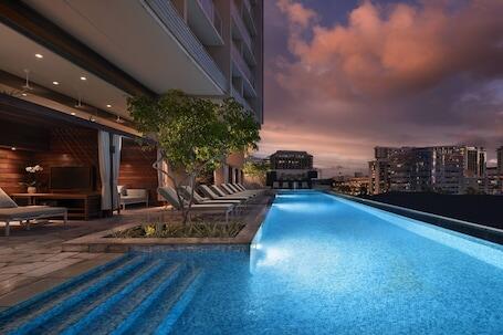 The Ritz-Carlton Residences, Waikiki Beach - Luxury hotel with 3 restaurants, near Fort DeRussy  The Ritz-Carlton Residences, Waikiki Beach – Luxury hotel in Honolulu, United States