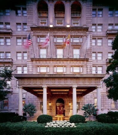 The Hay-Adams - Luxury hotel with restaurant, near Smithsonian Institution  The Hay-Adams – Luxury hotel in Washington, United States