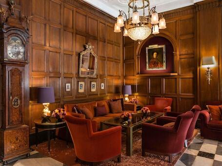 Image of Fairmont Hotel Vier Jahreszeiten Hamburg