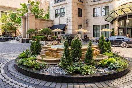 Image of Waldorf Astoria Chicago