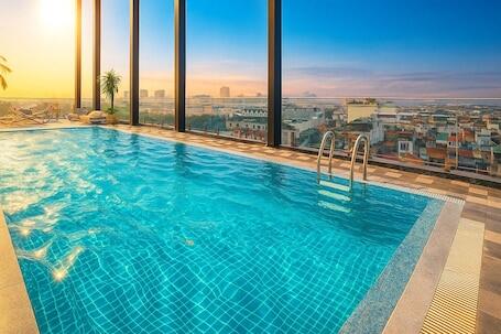 Image of May De Ville Lakeside Hotel