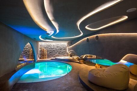 Mediterranean Palace Hotel luxury hotel in Thessaloniki