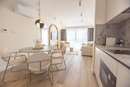 Exclusive villa M apartments hotel photo in Baska Voda