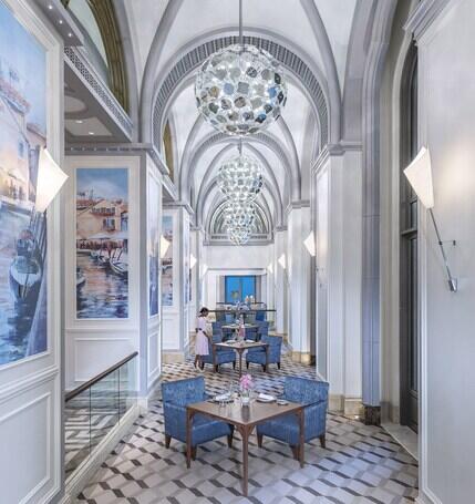 Emirates Palace Mandarin Oriental, Abu Dhabi luxury hotel in Abu Dhabi