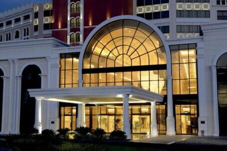 The Ritz-Carlton Abu Dhabi, Grand Canal hotel photo in Abu Dhabi