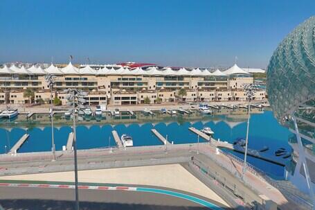 W Abu Dhabi - Yas Island luxury hotel in Abu Dhabi