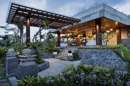 Inara Alas Harum luxury hotel in Payangan