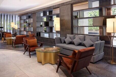 Grand Mercure Bali Seminyak luxury hotel in Seminyak