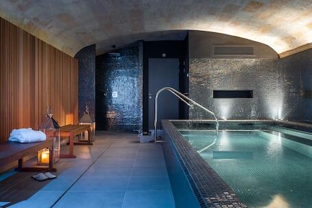 Villas Foch luxury hotel in Bordeaux