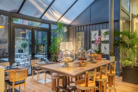Le Boutique Hotel & Spa luxury hotel in Bordeaux