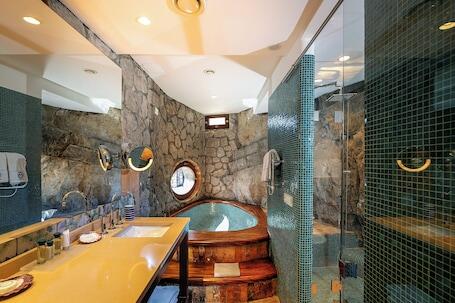 Capo La Gala Hotel & Wellness luxury hotel in Vico Equense