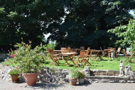 Orchard Lodge & Wolds Restaurant hotel photo in Scarborough