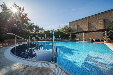 Hotel Kazbek hotel photo in Dubrovnik