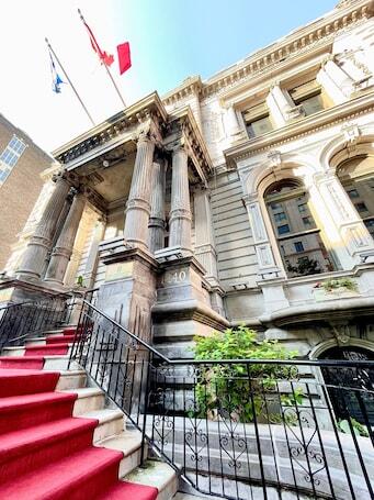 Le Mount Stephen luxury hotel in Montreal