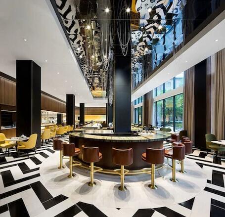 Fairmont The Queen Elizabeth Gold Experience hotel photo in Montreal