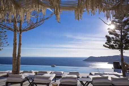 Myconian Utopia Relais & Chateaux hotel photo in Mykonos