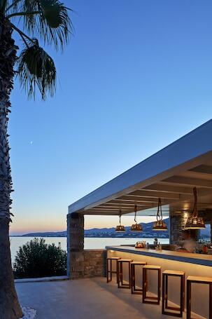 Poseidon of Paros luxury hotel in Paros
