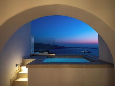 Santo Pure Oia Suites & Villas luxury hotel in Santorini