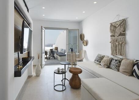 Phōs The Boutique Luxury Hotel & Villas hotel photo in Santorini