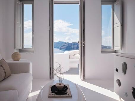 Canaves Sunday luxury hotel in Santorini