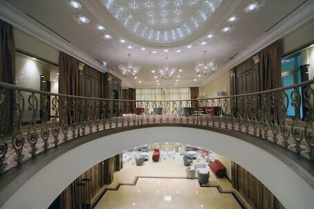 Harmony Park luxury hotel in Vazgaikiemis