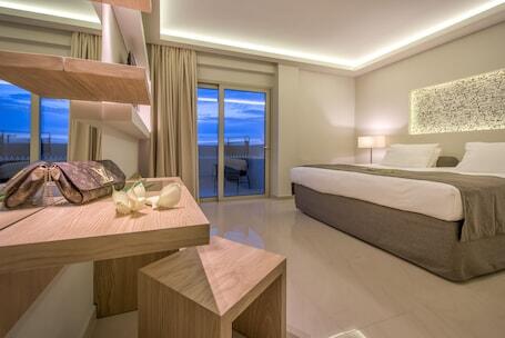 Azure Resort & Spa Ex. Mediterranee hotel photo in Zakynthos