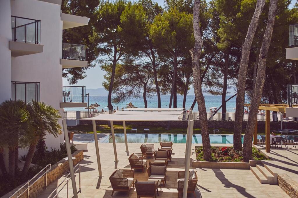 Sofia Alcudia Beach Hotel - Beachfront hotel with spa, near Alcúdia Beach Sofia Alcudia Beach Hotel – Luxury hotel in Alcúdia, Spain