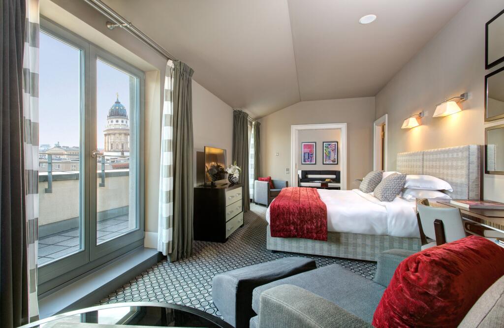 Rocco Forte Hotel De Rome Berlin - Luxury hotel with spa, near Gendarmenmarkt Rocco Forte Hotel De Rome Berlin – Luxury hotel in Berlin, Germany