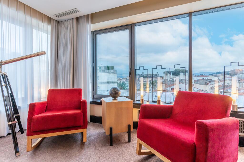 Five Seas by Inwood Hotels - Luxury beach hotel with spa, near Rue d'Antibes Five Seas by Inwood Hotels – Luxury hotel in Cannes, France