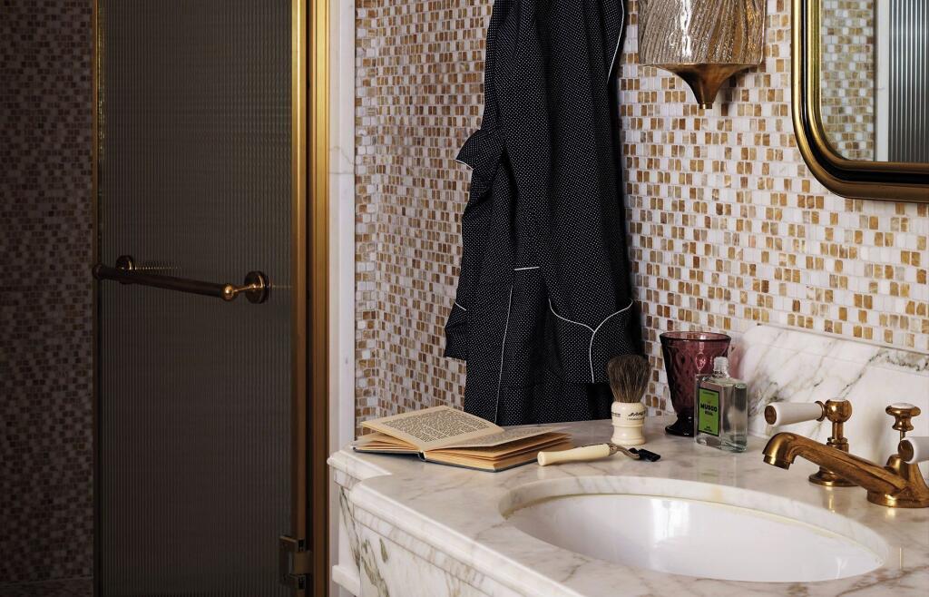 The Milestone Hotel - A beautiful Luxury hotel with 2 bars and lounges The Milestone Hotel – Luxury hotel in London, United Kingdom