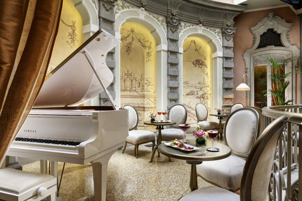 Château Monfort - Luxury hotel with spa, near Cathedral of Milan Château Monfort – Luxury hotel in Milan, Italy