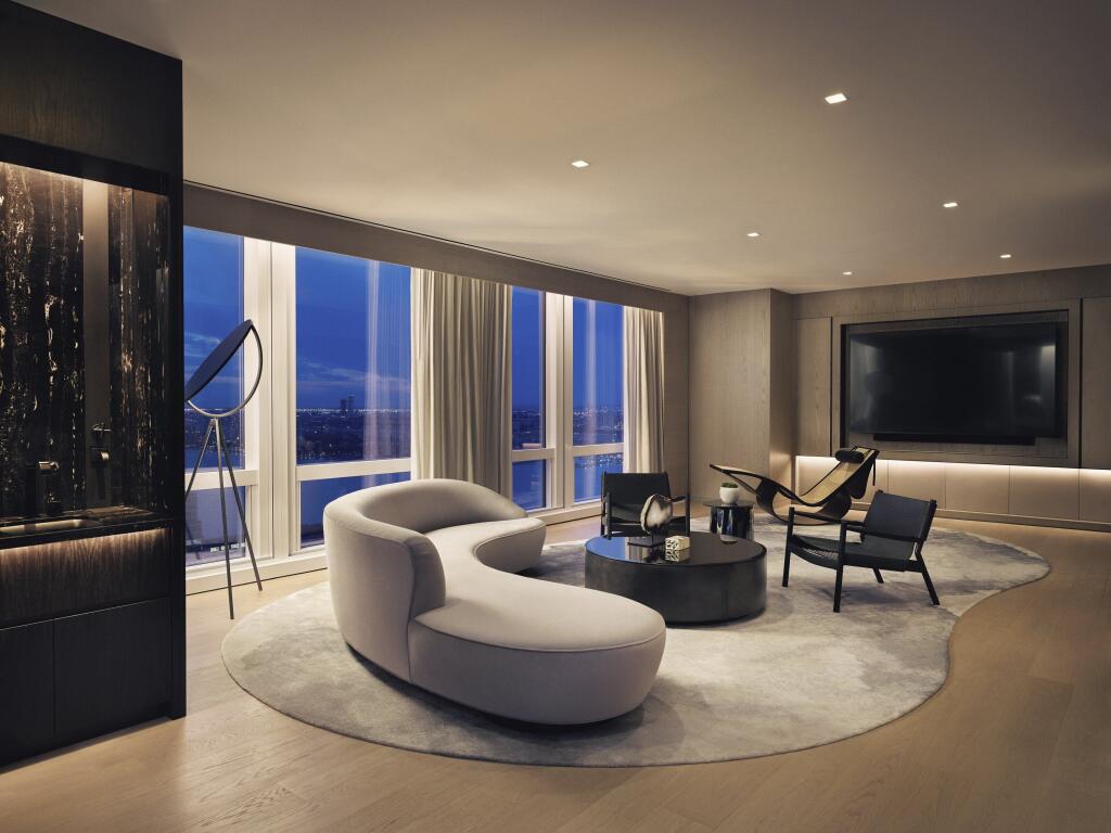 Equinox Hotel New York - Luxury hotel with spa, near The High Line Park Equinox Hotel New York – Luxury hotel in New York, United States
