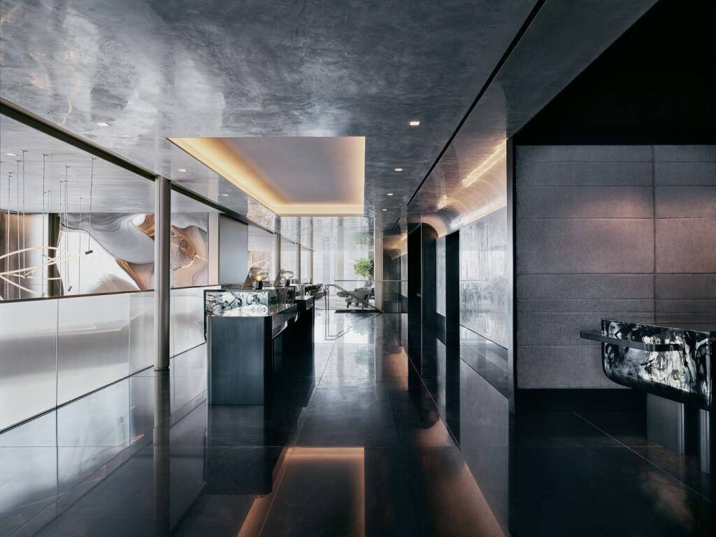 Image of Equinox Hotel New York