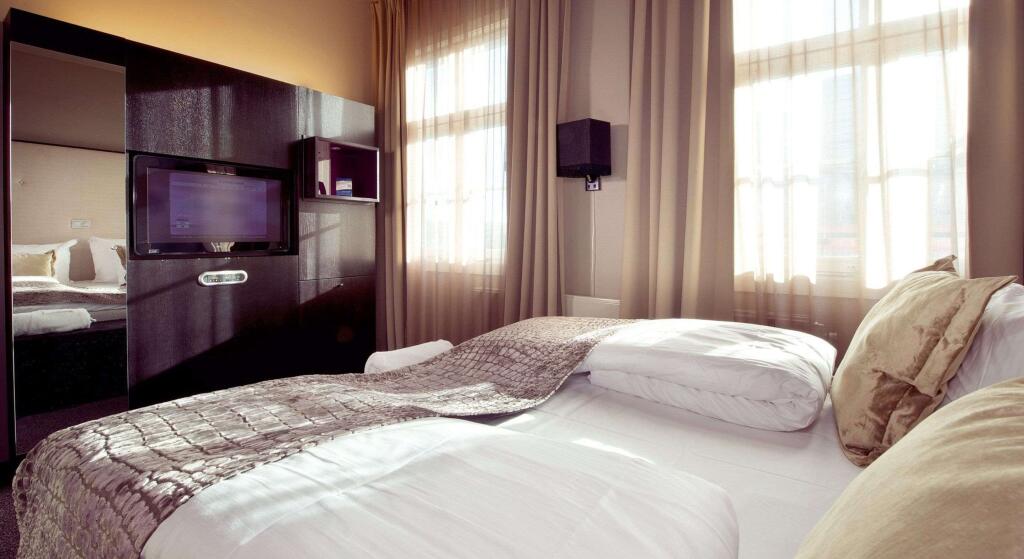 Home Hotel Folketeateret - Art Deco hotel with restaurant, near Oslo Spektrum Home Hotel Folketeateret – Luxury hotel in Oslo, Norway