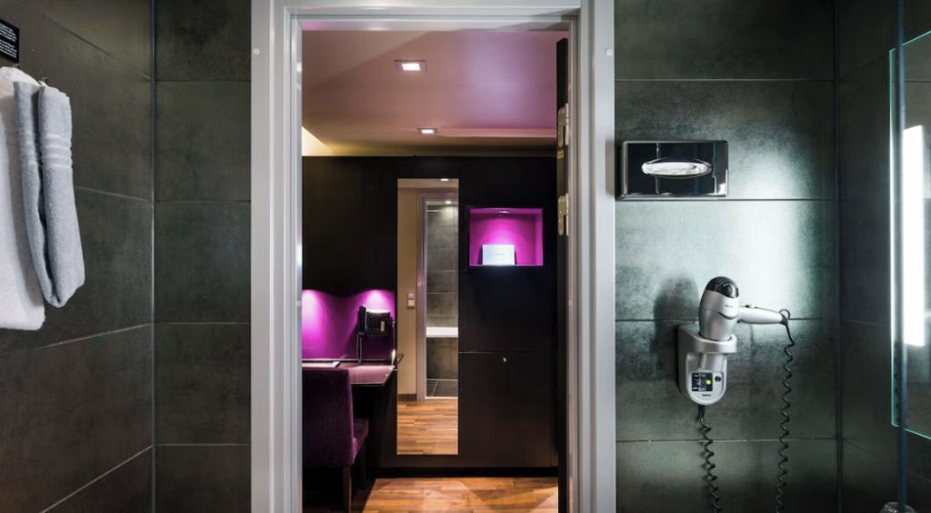 Image of Home Hotel Folketeateret