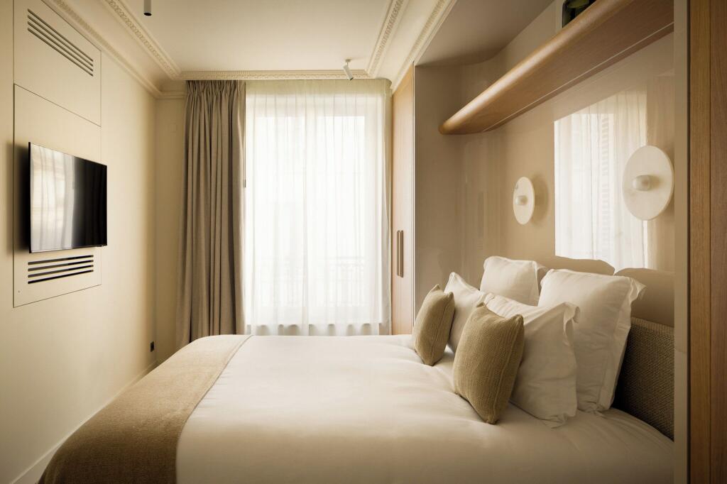 HIGHSTAY Maison - Boétie - City-center hotel within walking distance of Champs-Élysées HIGHSTAY Maison - Boétie – Luxury hotel in Paris, France