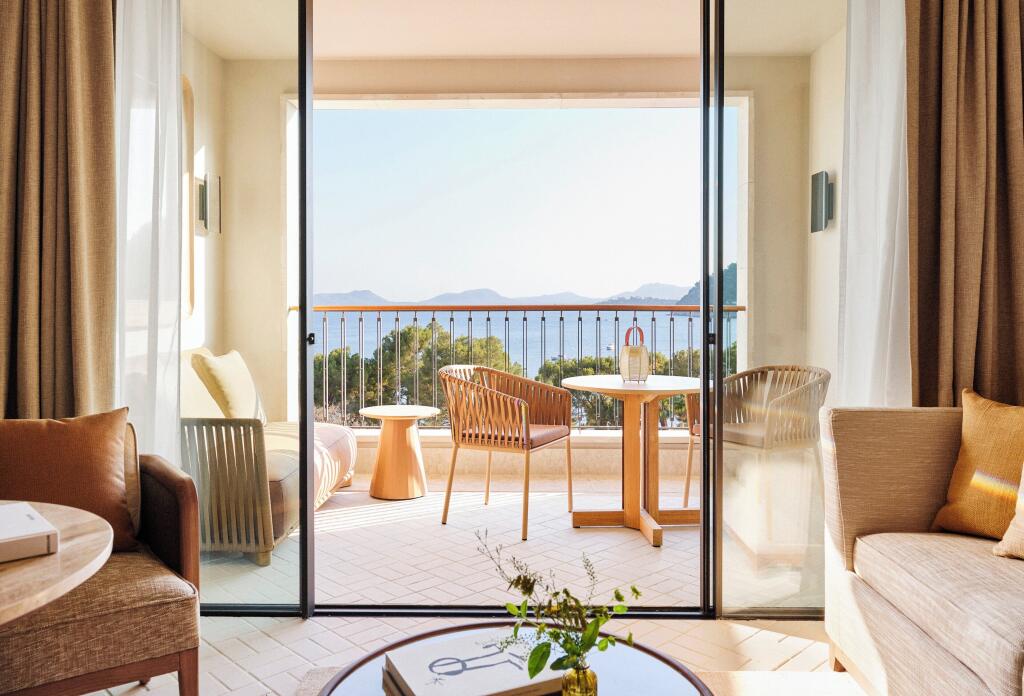 Four Seasons Mallorca at Formentor - Pollensa beachfront hotel with 4 restaurants and spa Four Seasons Mallorca at Formentor – Luxury hotel in Pollensa, Spain