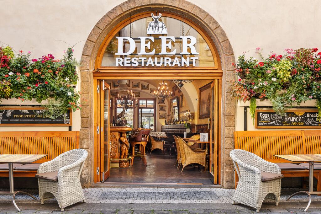 Iron Gate Hotel & Suites Prague by BHG - Luxury hotel with restaurant, connected to the convention center, near Old Town Square Iron Gate Hotel & Suites Prague by BHG – Luxury hotel in Prague, Czechia