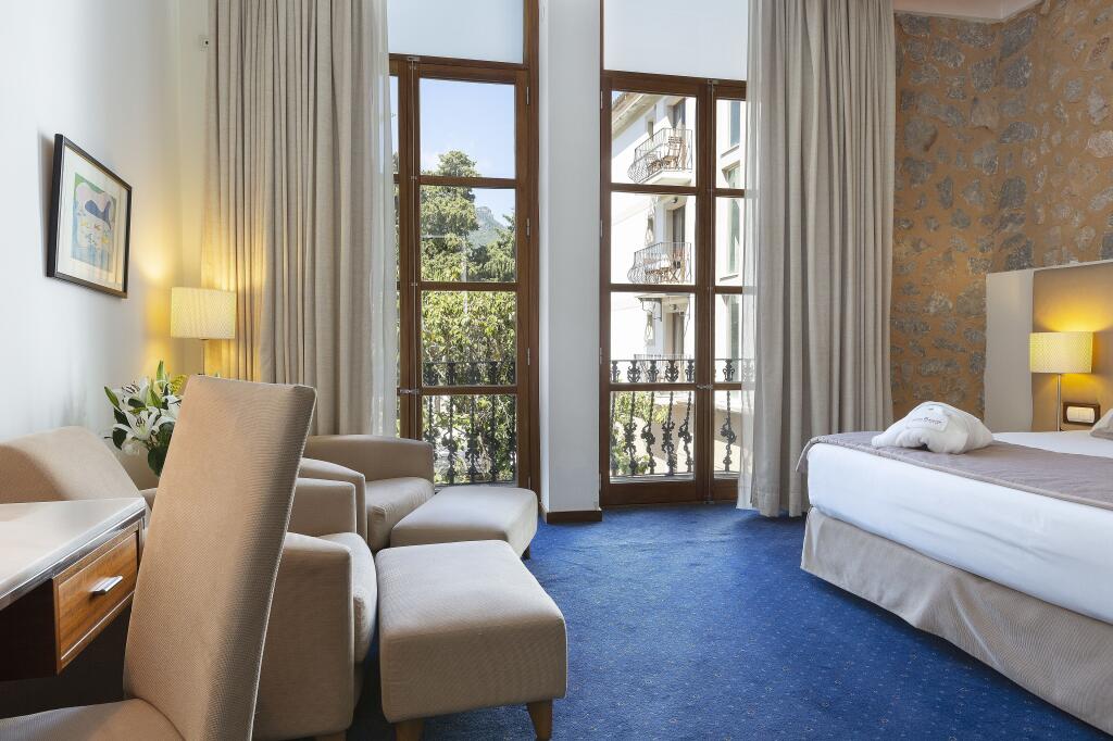 Gran Hotel Sóller - Luxury hotel with indoor pool, connected to a shopping center, near Ferrocarril de Soller Train Station Gran Hotel Sóller – Luxury hotel in Sóller, Spain
