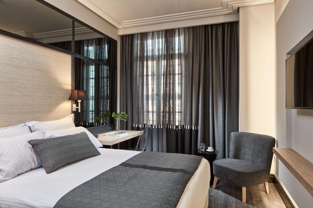 Antigon Urban Chic Hotel - Luxury hotel with bar/lounge, near Monastirioton Synagogue Antigon Urban Chic Hotel – Luxury hotel in Thessaloniki, Greece