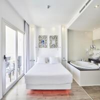 Hotels in Alcúdia, Balearic Islands, Spain