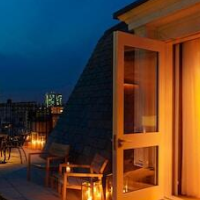 The London EDITION – Luxury hotel in London, United Kingdom