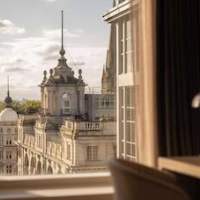 Royal Garden Hotel – Luxury hotel in London, United Kingdom