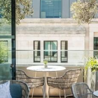 โรงแรมเซาท์เพลส – Luxury hotel in London, United Kingdom