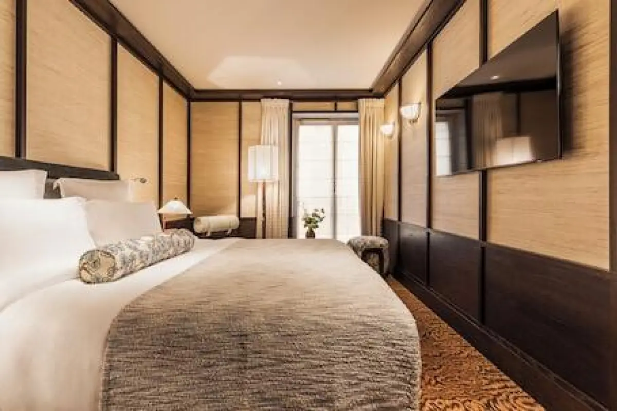 Hotel Hana in Paris, France