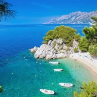 Bluesun Hotel Marina – Luxury hotel in Brela, Croatia