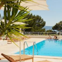 Bluesun Hotel Maestral – Luxury hotel in Brela, Croatia